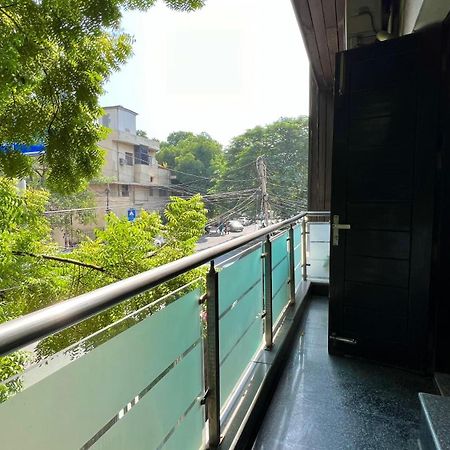 Olive Service Apartments - Green Park New Delhi Exterior photo