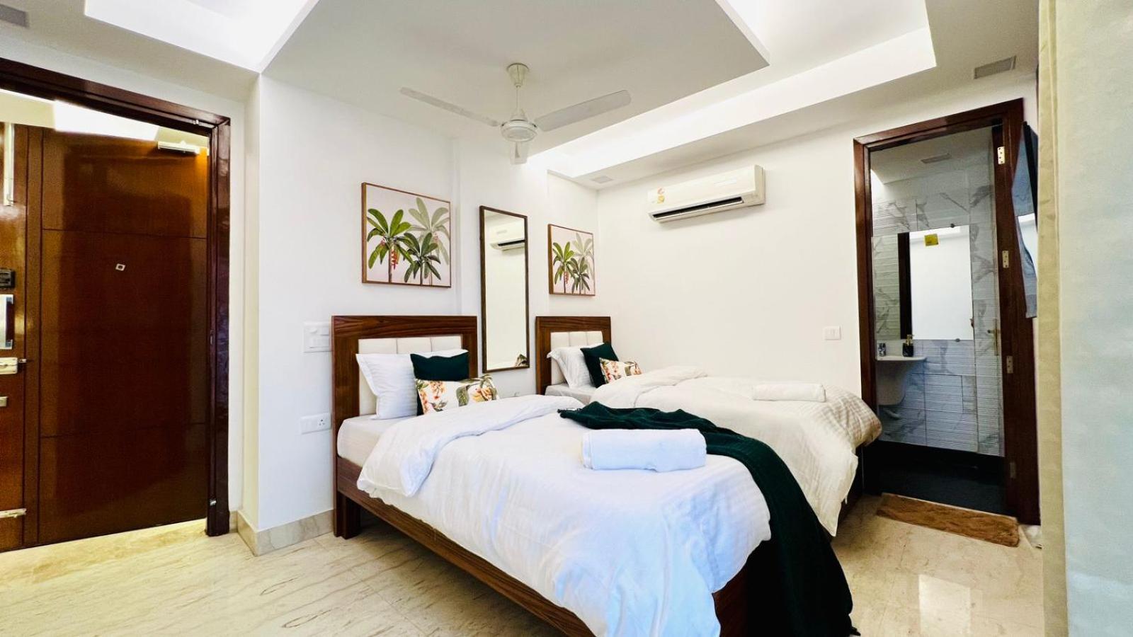 Olive Service Apartments - Green Park New Delhi Exterior photo