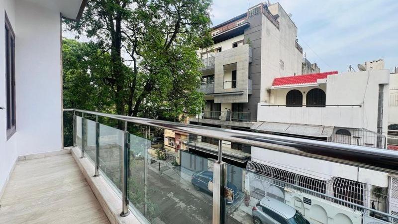 Olive Service Apartments - Green Park New Delhi Room photo
